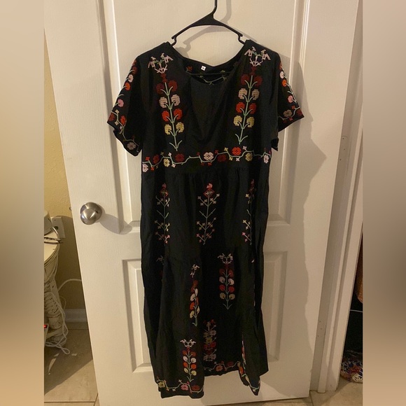 Petal Lush Dress - Picture 3 of 3